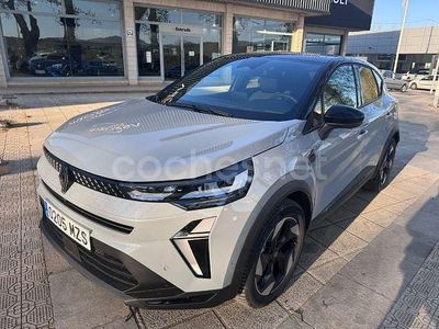 Gris / plata Nuevo 2025 Renault Captur Techno SUV | 29.500 € (Caro)