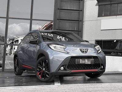 Begagnad Toyota Aygo X 72 HK (52 kW) 2024 Grå SUV
