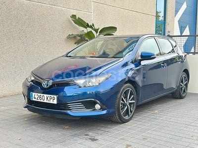 Toyota Auris Hybrid