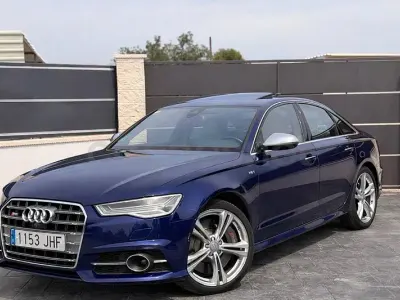 Usado Audi A6 Premium 450 CV (330 kW) 2015 Azul Berlina