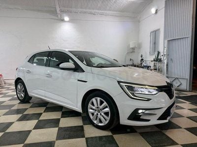 Usado Renault Mégane IV Intens 115 CV (84 kW) 2021 Blanco Berlina