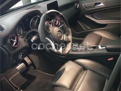 Mercedes A45 AMG
