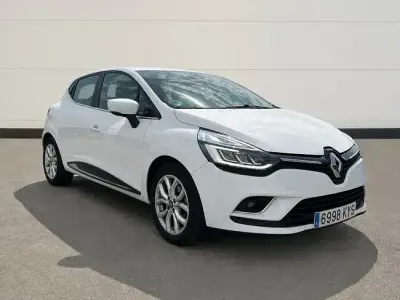Usado Renault Clio Zen 90 CV (66 kW) 2019 Blanco
