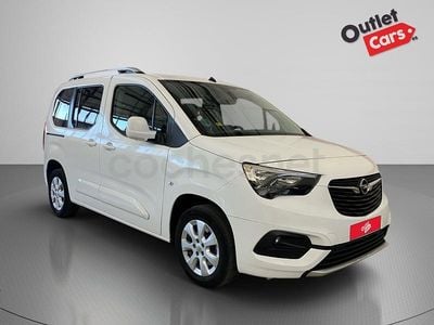 Usado Opel Combo Life Innovation 131 CV (96 kW) 2020 Blanco Monovolumen