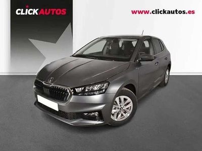Gris Usado 2025 Skoda Fabia Selection Utilitario | 17.600 € (Precio justo)
