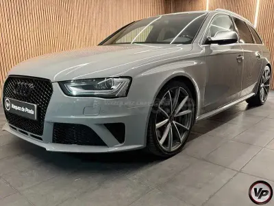 Usado Audi RS4 Exclusive 450 CV (330 kW) 2014 Gris / plata Familiar