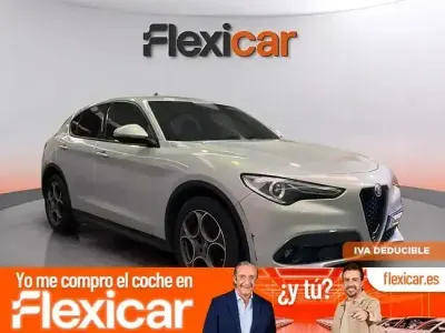 Usado Alfa Romeo Stelvio Sprint 190 CV (139 kW) 2022 Gris SUV