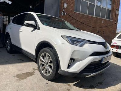 Usado Toyota RAV4 Advance 143 CV (105 kW) 2017 Blanco SUV