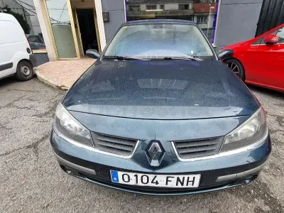 Usado Renault Laguna III Dynamique 130 CV (95 kW) 2007 Verde Berlina
