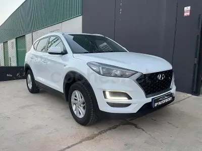 Usado Hyundai Tucson 136 CV (100 kW) 2019 Blanco SUV