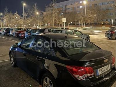 Usado Chevrolet Cruze LS 113 CV (83 kW) 2009 Negro Berlina
