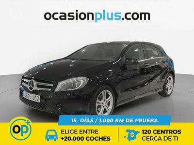 Usado Mercedes A180 Urban 109 CV (80 kW) 2015 Negro Utilitario