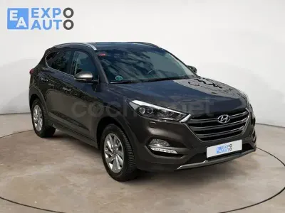 Usado Hyundai Tucson 131 CV (96 kW) 2017 Gris / plata SUV