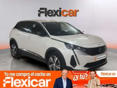 Usado Peugeot 3008 Active 131 CV (96 kW) 2022 Blanco SUV