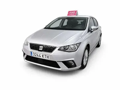 Usado Seat Ibiza Style 95 CV (69 kW) 2019 Gris / plata Utilitario