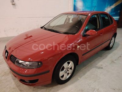 Rojo Usado 2005 Seat Leon Stella Berlina | 3090 € (Precio justo)