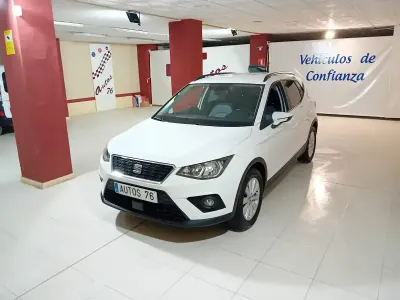 Usado Seat Arona Reference 95 CV (69 kW) 2020 Blanco SUV