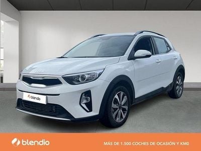 Usado Kia Stonic 100 CV (73 kW) 2025 Blanco SUV