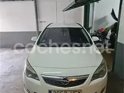 Brugt Opel Astra Sportive 110 HK (80 kW) 2011 Hvid Stationcar