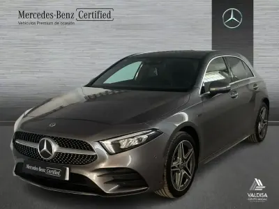 Usado Mercedes A250 AMG line 218 CV (160 kW) 2021 Gris