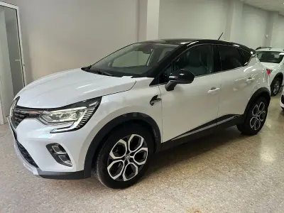 Usado Renault Captur 140 CV (102 kW) 2022 Blanco SUV