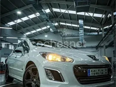 Usado Peugeot 308 GTi 200 CV (147 kW) 2011 Blanco Berlina