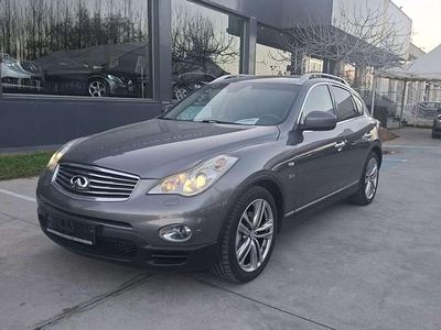 Usado Infiniti QX50 Premium 238 CV (175 kW) 2015 Gris SUV