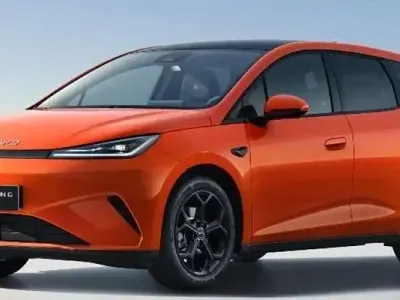 Nuevo BYD Dolphin 155 kW (212 CV) 2026 Naranja Utilitario