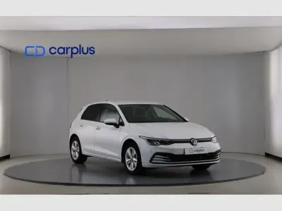 Usado VW Golf VIII Life 131 CV (96 kW) 2022 Blanco Berlina