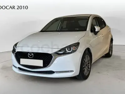 Begagnad Mazda 2 90 HK (66 kW) 2022 Vit Sedan