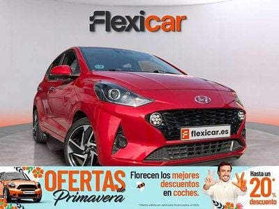 Usado Hyundai i10 67 CV (49 kW) 2022 Rojo Utilitario