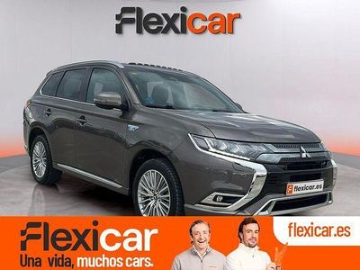 Gris Usado 2020 Mitsubishi Outlander P-HEV Motion SUV | 21.290 € (Precio justo)