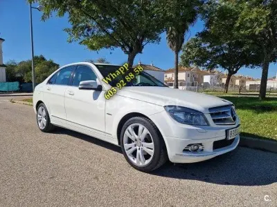Usado Mercedes C200 Avantgarde 122 CV (89 kW) 2009 Blanco Berlina