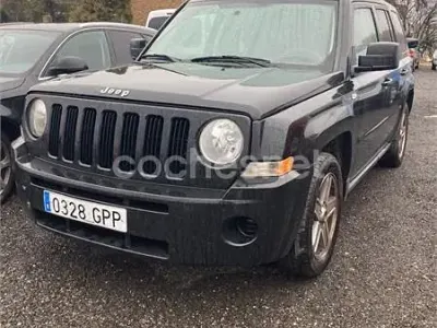 Usado Jeep Patriot Sport 140 CV (102 kW) 2009 Negro SUV