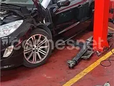 Usado Peugeot RCZ 156 CV (114 kW) 2012 Negro Coupe