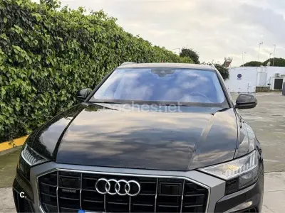 Usado Audi Q8 286 CV (210 kW) 2020 Negro SUV