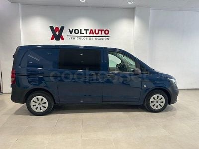 Usado Mercedes Vito Marco Polo 88 CV (64 kW) 2018 Azul Van