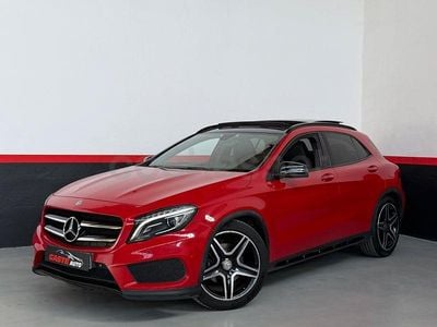 Usado Mercedes GLA220 AMG line 177 CV (130 kW) 2016 Rojo SUV