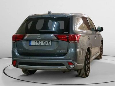 Usado Mitsubishi Outlander P-HEV 203 CV (149 kW) 2018 Gris SUV