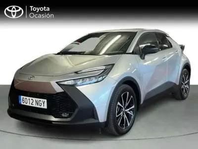 Usado Toyota C-HR Advance 140 CV (102 kW) 2025 Gris SUV