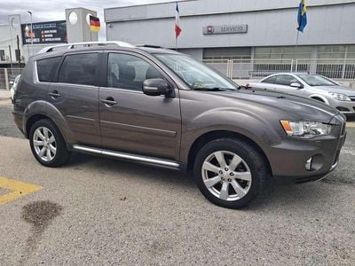 Marrón Usado 2010 Mitsubishi Outlander Motion SUV | 9500 € (Precio justo)