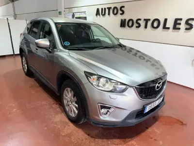 Usado Mazda CX-5 Luxury 150 CV (110 kW) 2015 Gris / plata SUV
