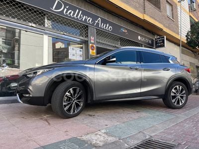 Infiniti QX30