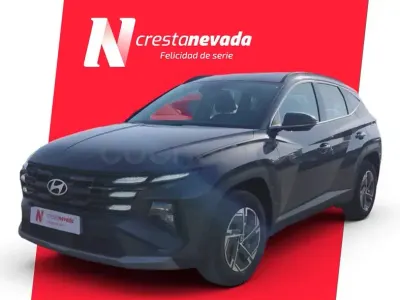 Usado Hyundai Tucson 215 CV (158 kW) 2025 Gris / plata SUV