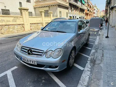 Usado Mercedes CLK350 Elegance 272 CV (200 kW) 2006 Gris / plata Coupe