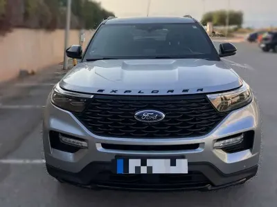 Usado Ford Explorer ST-Line 363 CV (266 kW) 2023 Gris SUV
