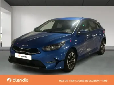 Nieuw Kia Ceed 100 PK (73 kW) 2025 Blauw Hatchback