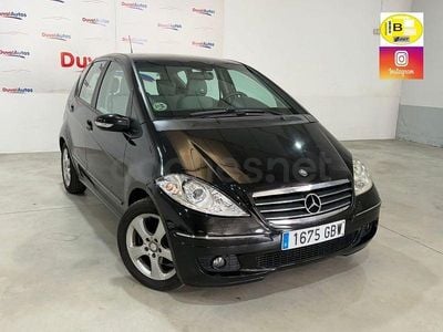 Usado Mercedes A180 Avantgarde 109 CV (80 kW) 2008 Negro Monovolumen