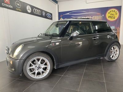 Usado Mini Cooper S 170 CV (125 kW) 2006 Gris Utilitario