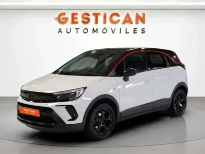 Usado Opel Crossland X GS Line 110 CV (80 kW) 2023 Blanco SUV